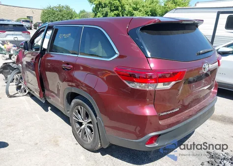 2019 Toyota Highlander Le из США, поврежденный, VIN 5TDBZRFH4KS709661